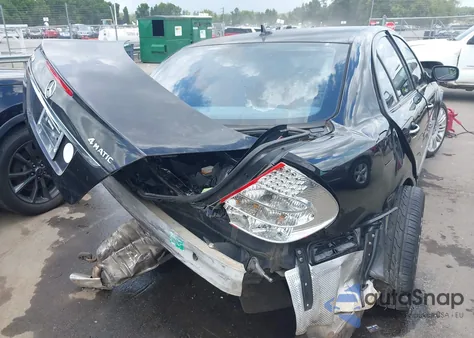 2008 Mercedes-Benz E 350 4Matic z USA, uszkodzony, nr VIN WDBUF87X78B255020